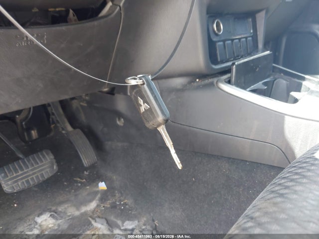 2018 Mitsubishi Outlander Es/le/se/sel მანქანა იყიდება აუქციონზე, vin: JA4AZ3A32JZ071180, აუქციონის ნომერი: 45411963