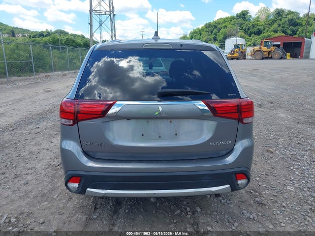 2018 Mitsubishi Outlander Es/le/se/sel მანქანა იყიდება აუქციონზე, vin: JA4AZ3A32JZ071180, აუქციონის ნომერი: 45411963