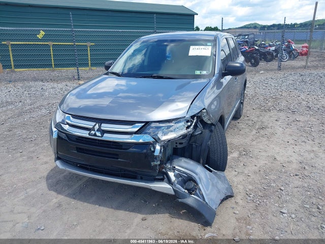 2018 Mitsubishi Outlander Es/le/se/sel მანქანა იყიდება აუქციონზე, vin: JA4AZ3A32JZ071180, აუქციონის ნომერი: 45411963