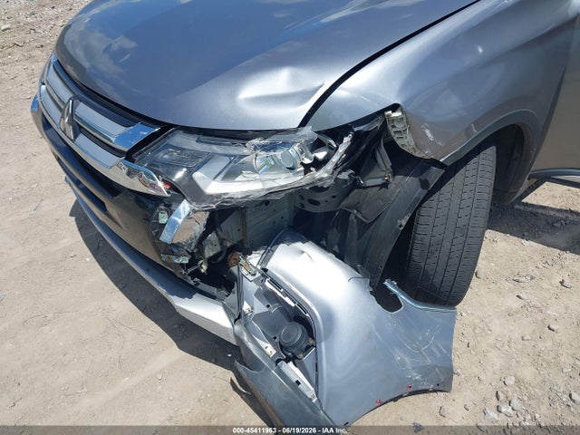 2018 Mitsubishi Outlander Es/le/se/sel მანქანა იყიდება აუქციონზე, vin: JA4AZ3A32JZ071180, აუქციონის ნომერი: 45411963