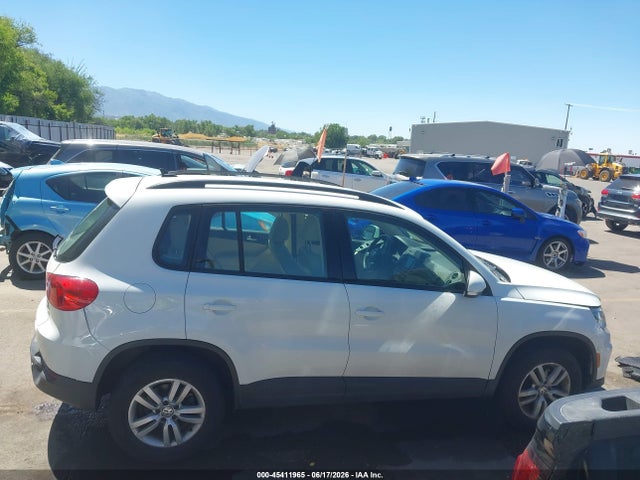 WVGBV7AX4HK034324 Volkswagen Tiguan 2.0t/2.0t S