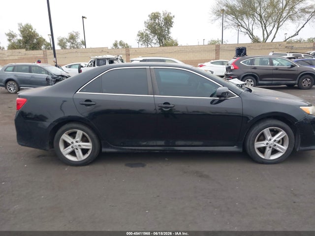 2014 Toyota Camry Se მანქანა იყიდება აუქციონზე, vin: 4T1BF1FK5EU472082, აუქციონის ნომერი: 45411968