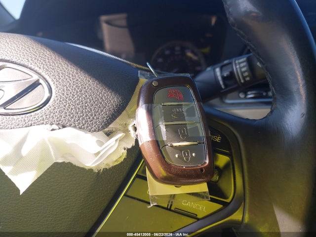 Продажа на аукционе авто 2017 Hyundai Sonata Limited, vin: 5NPE34AF9HH543515, номер лота: 45412005
