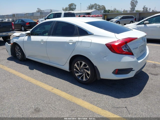 Honda CIVIC EX 2016 2HGFC2F75GH539285 Image 3