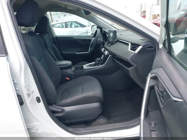 Toyota RAV4 LE 2021 2T3H1RFV9MW104849 Image 5