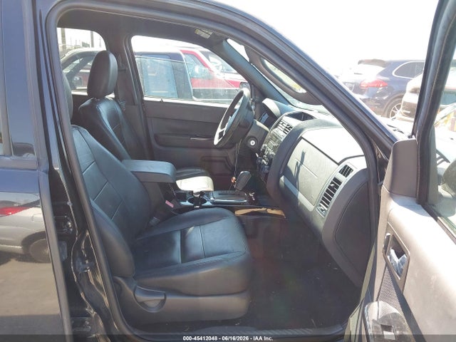 45412048 :رقم المزاد ، 1FMCU9EG0BKC11083 vin ، 2011 Ford Escape Limited مزاد بيع