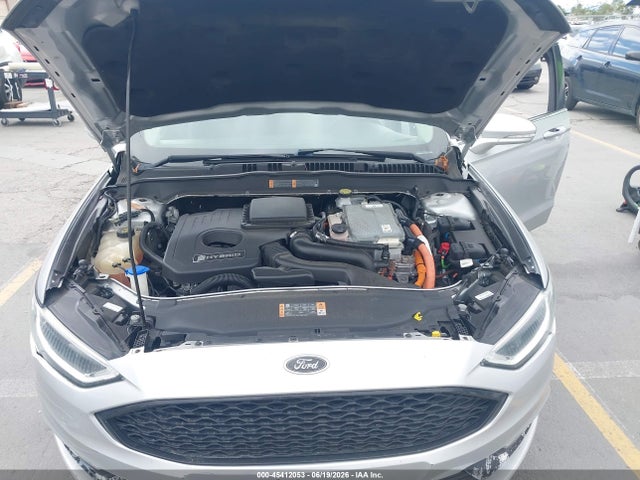 Ford Fusion Hybrid Titanium 2018 3FA6P0RUXJR219616 Image 10
