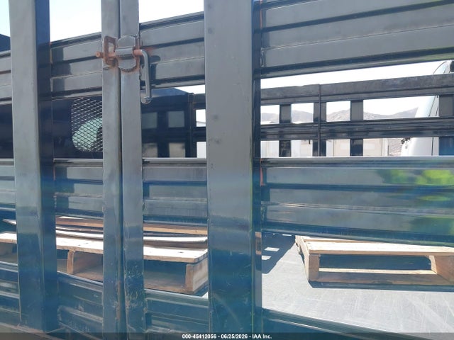 Ford F-550 Chassis Xl 2022 1FDUF5HN7NEE52238 Image 15
