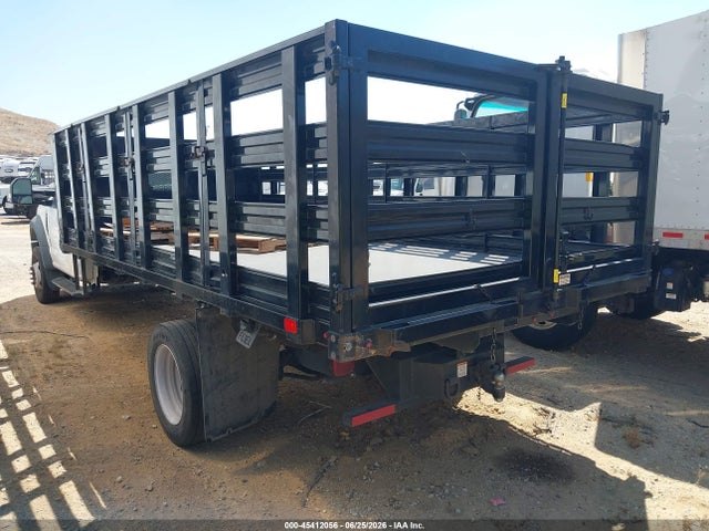 Ford F-550 Chassis Xl 2022 1FDUF5HN7NEE52238 Image 3