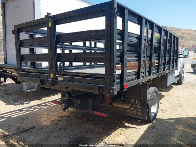 Ford F-550 Chassis Xl 2022 1FDUF5HN7NEE52238 Image 4