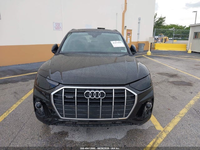 Продаж на аукціоні авто 2023 Audi Q5 Premium 40 Tfsi Quattro S Tronic, vin: WA1ABAFY8P2001147, номер лоту: 45412060