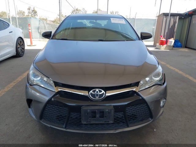 4T1BF1FK7HU422580 Toyota CAMRY SE
