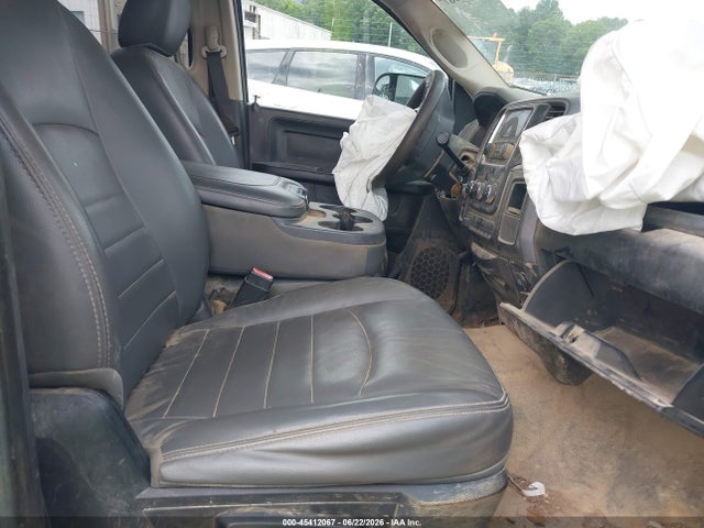 45412067 :رقم المزاد ، 3C7WRTCL0EG287370 vin ، 2014 Ram 3500 Chassis Tradesman/slt/laramie مزاد بيع