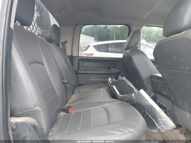 45412067 :رقم المزاد ، 3C7WRTCL0EG287370 vin ، 2014 Ram 3500 Chassis Tradesman/slt/laramie مزاد بيع