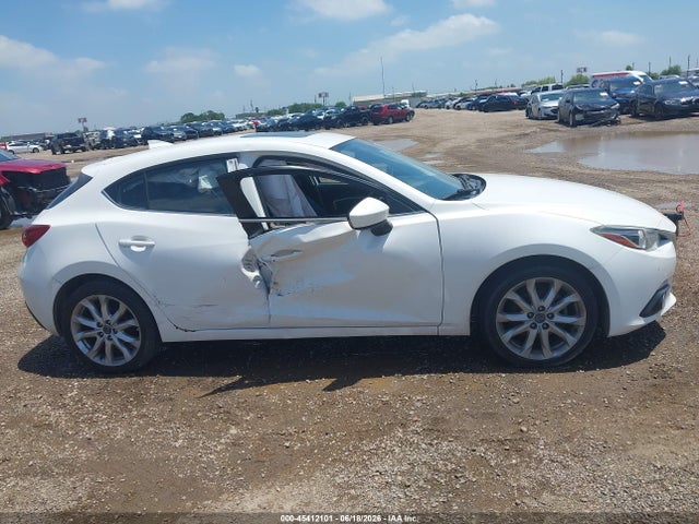 Продаж на аукціоні авто 2016 Mazda Mazda3 S Grand Touring, vin: JM1BM1N39G1277739, номер лоту: 45412101