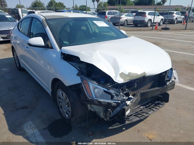Hyundai ELANTRA SE 2019 5NPD74LF2KH473084 Image 1