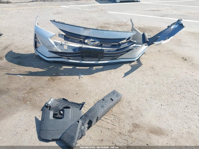 Hyundai ELANTRA SE 2019 5NPD74LF2KH473084 Image 12