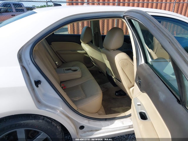 45412110 :رقم المزاد ، 3MEHM0JA4AR657480 vin ، 2010 Mercury Milan Premier مزاد بيع