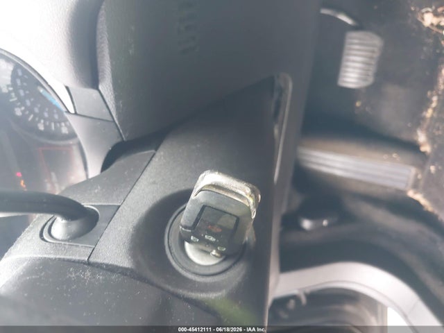 45412111 :رقم المزاد ، 3FA6P0HD1FR227130 vin ، 2015 Ford Fusion Se مزاد بيع
