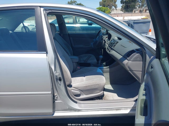 2003 Toyota Camry Le მანქანა იყიდება აუქციონზე, vin: 4T1BE32K83U252050, აუქციონის ნომერი: 45412116