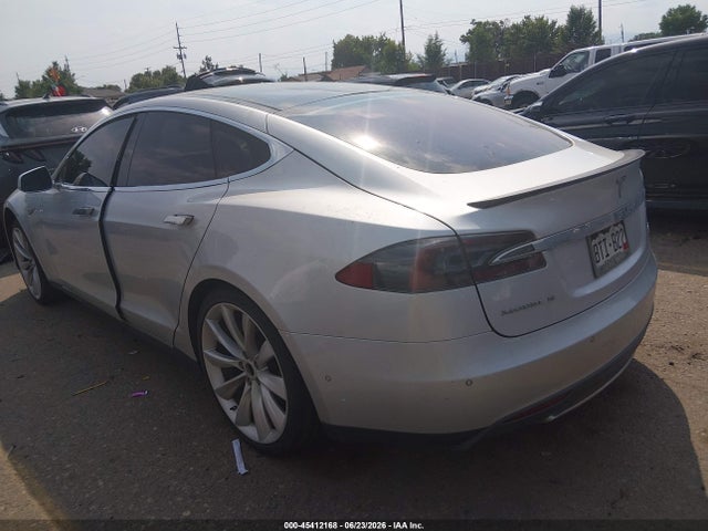 Tesla Model S 70d/85d/p85d 2015 5YJSA1H21FFP67366 Image 3