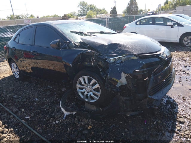 2018 Toyota Corolla Le მანქანა იყიდება აუქციონზე, vin: 2T1BURHE5JC110793, აუქციონის ნომერი: 45412178