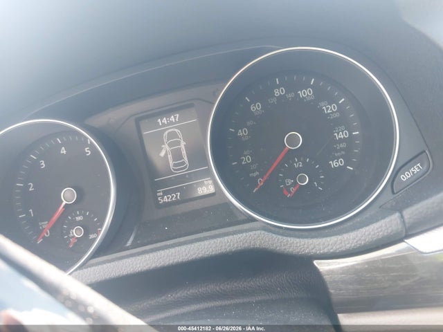1VWBA7A3XJC013116 Volkswagen Passat 2.0t Se