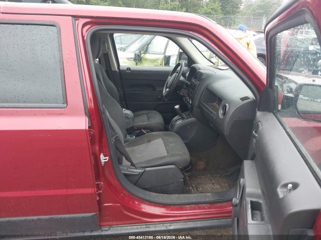1C4NJRBB7FD366075 Jeep Patriot Sport