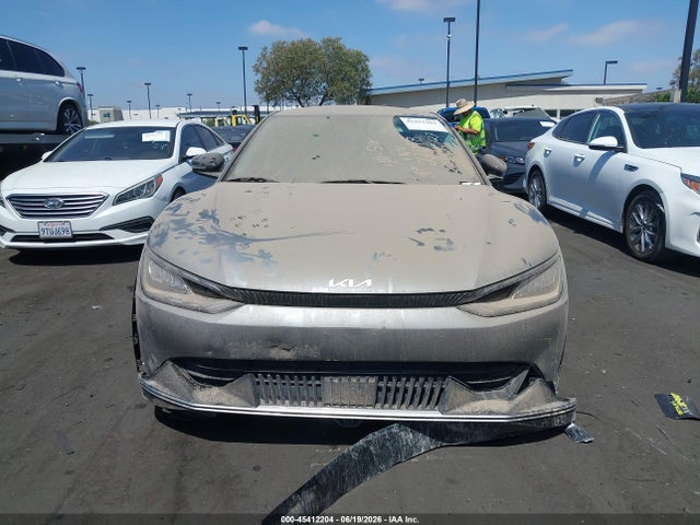 KIA Ev6 Wind 2022 KNDC34LA5N5042738 Image 11