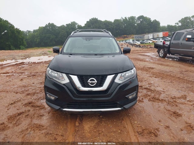 JN8AT2MT0HW146925 Nissan Rogue Sl