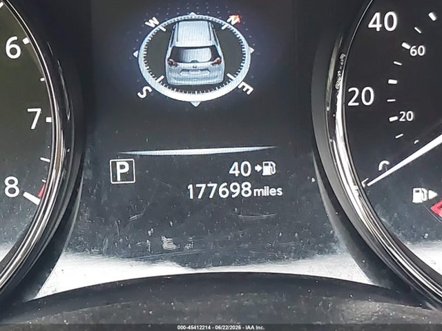 JN8AT2MT0HW146925 Nissan Rogue Sl
