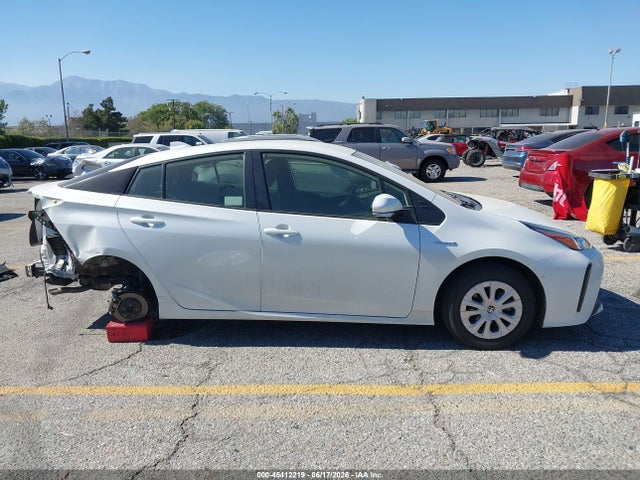 Toyota Prius Le 2021 JTDKAMFU2M3134732 Image 14