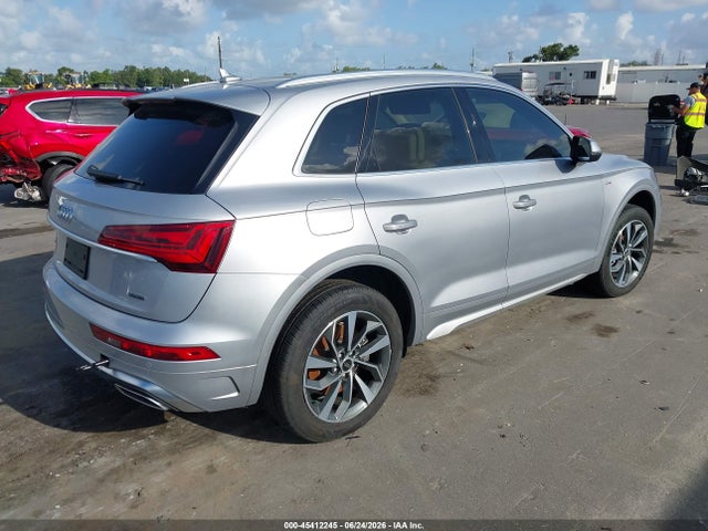2024 Audi Q5 Premium Plus 45 Tfsi S Line Quattro მანქანა იყიდება აუქციონზე, vin: WA1EAAFY6R2082799, აუქციონის ნომერი: 45412245