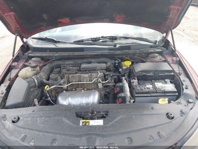 45412273 :رقم المزاد ، 1C3CCCBB8FN654054 vin ، 2015 Chrysler 200 S مزاد بيع