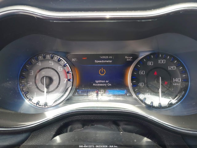 45412273 :رقم المزاد ، 1C3CCCBB8FN654054 vin ، 2015 Chrysler 200 S مزاد بيع