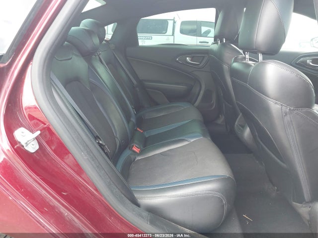 45412273 :رقم المزاد ، 1C3CCCBB8FN654054 vin ، 2015 Chrysler 200 S مزاد بيع