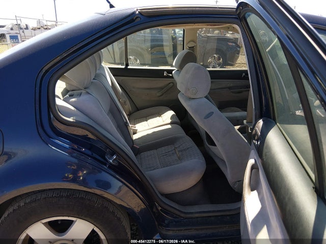 45412275 :رقم المزاد ، 3VWSK69M12M171705 vin ، 2002 Volkswagen Jetta Gls مزاد بيع