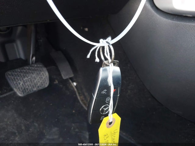 45412305 :رقم المزاد ، W1N4M4HBXPW325869 vin ، 2023 Mercedes-benz Glb 250 4matic مزاد بيع