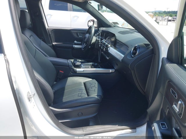 45412305 :رقم المزاد ، W1N4M4HBXPW325869 vin ، 2023 Mercedes-benz Glb 250 4matic مزاد بيع