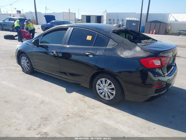Chevrolet Cruze Ls Auto 2018 1G1BC5SMXJ7186483 Image 3
