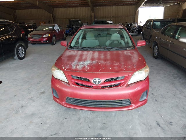 45412362 :رقم المزاد ، 2T1BU4EE8BC647733 vin ، 2011 Toyota Corolla Le مزاد بيع