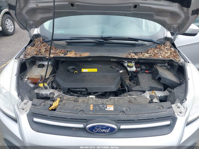45412374 :رقم المزاد ، 1FMCU0GXXGUC35041 vin ، 2016 Ford Escape Se مزاد بيع