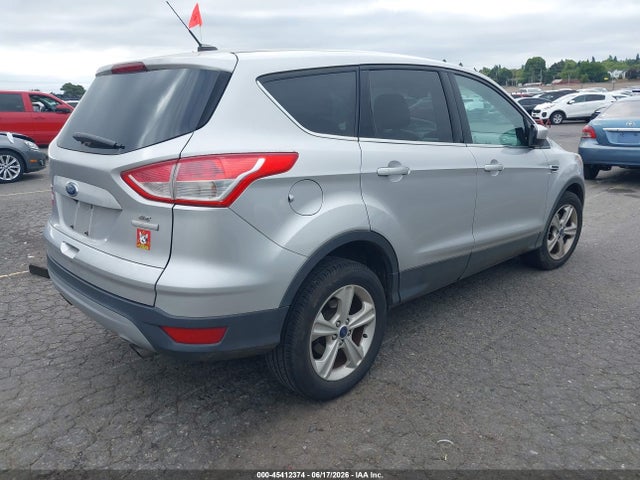 45412374 :رقم المزاد ، 1FMCU0GXXGUC35041 vin ، 2016 Ford Escape Se مزاد بيع