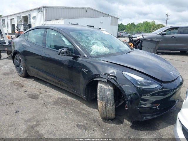 Auction sale of the 2022 Tesla Model 3 Rear-wheel Drive, vin: 5YJ3E1EA4NF110614, lot number: 45412380