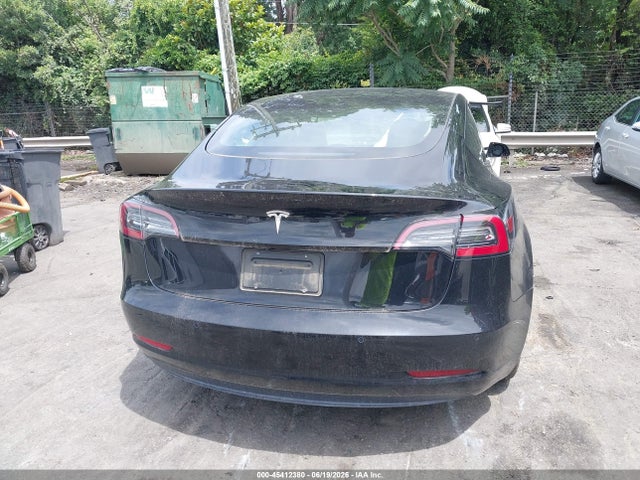 Tesla Model 3 Rear-wheel Drive 2022 5YJ3E1EA4NF110614 Image 16