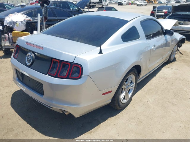 1ZVBP8AM4E5211407 Ford Mustang V6