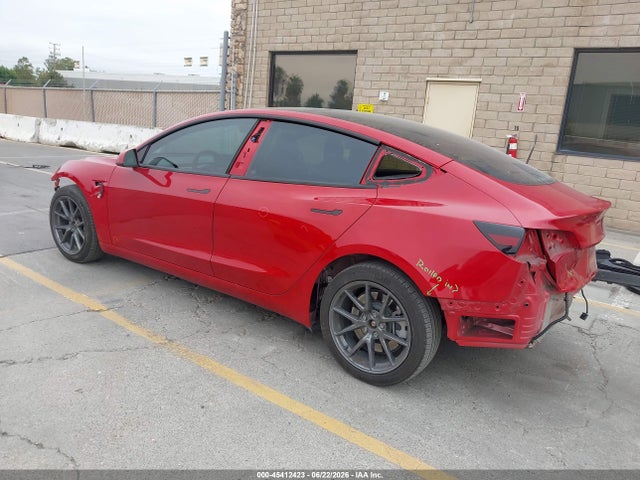 2022 Tesla Model 3 Long Range Dual Motor All-wheel Drive მანქანა იყიდება აუქციონზე, vin: 5YJ3E1EB9NF297390, აუქციონის ნომერი: 45412423