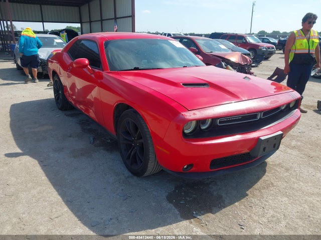 45412440 :رقم المزاد ، 2C3CDZBG1FH788988 vin ، 2015 Dodge Challenger Sxt Plus مزاد بيع