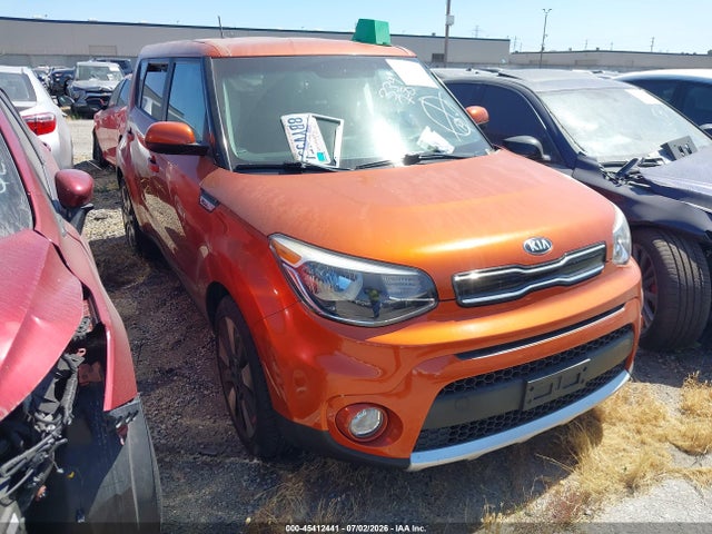 KIA SOUL + 2018 KNDJP3A53J7555772 Image 1
