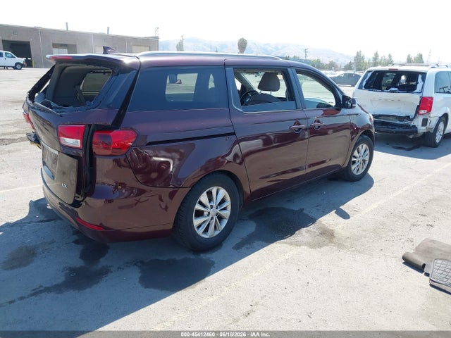 KIA SEDONA LX 2015 KNDMB5C18F6059820 Image 4